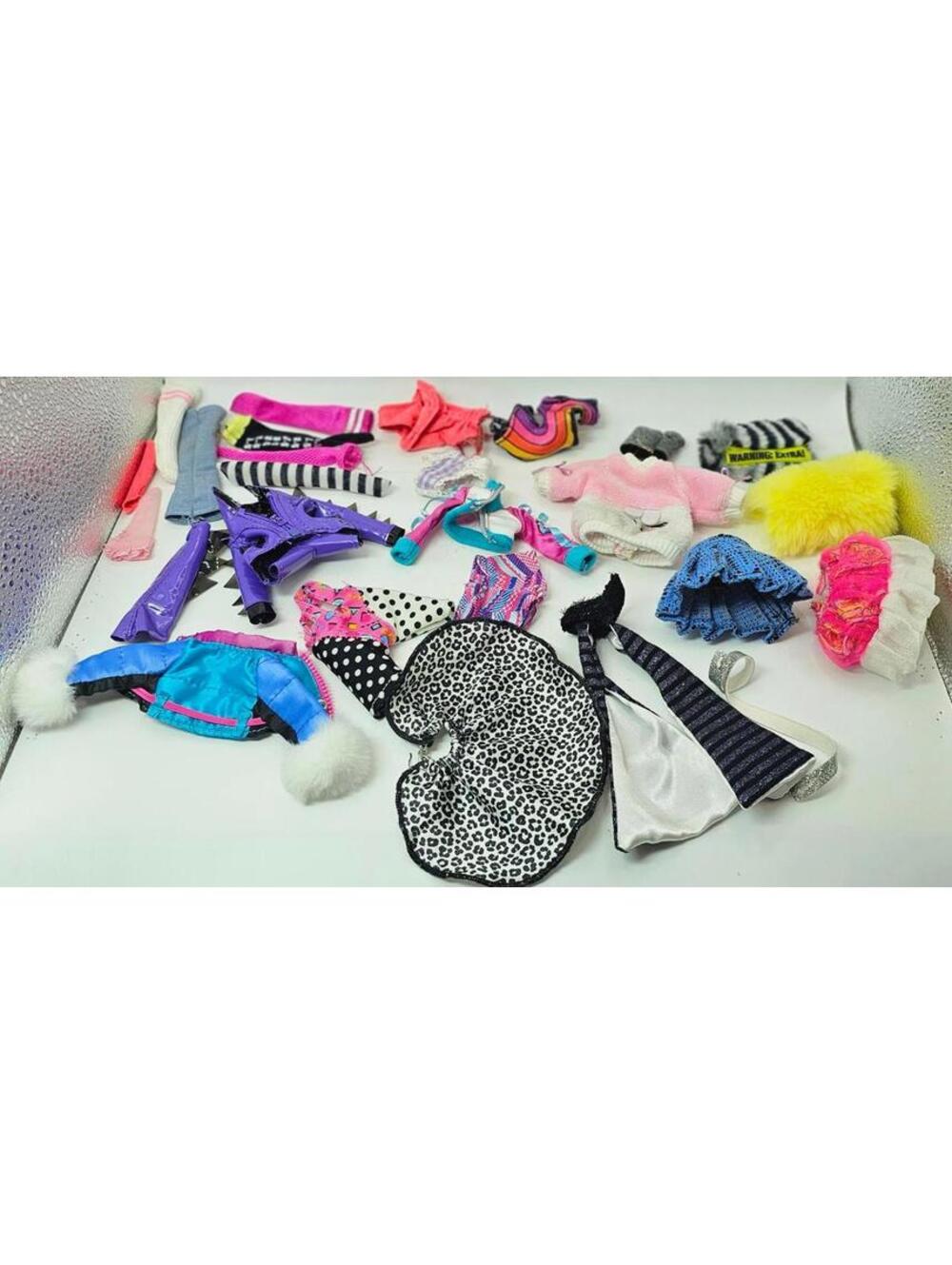 17+ Assorted LOL OMG Doll Clothes and Accessories Lot
